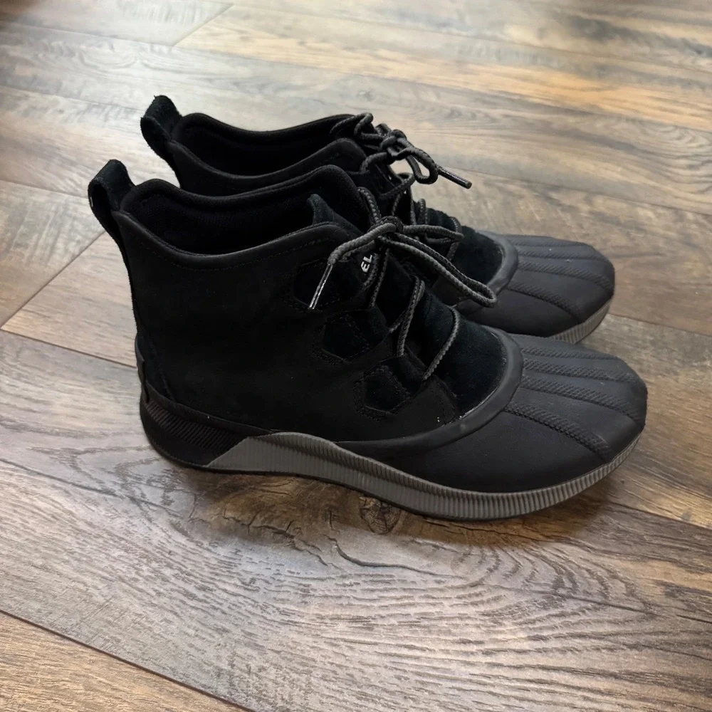 Sorel Out N About III Classic Waterproof Duck Boots Black Sea Salt 8.5 Gorpcore